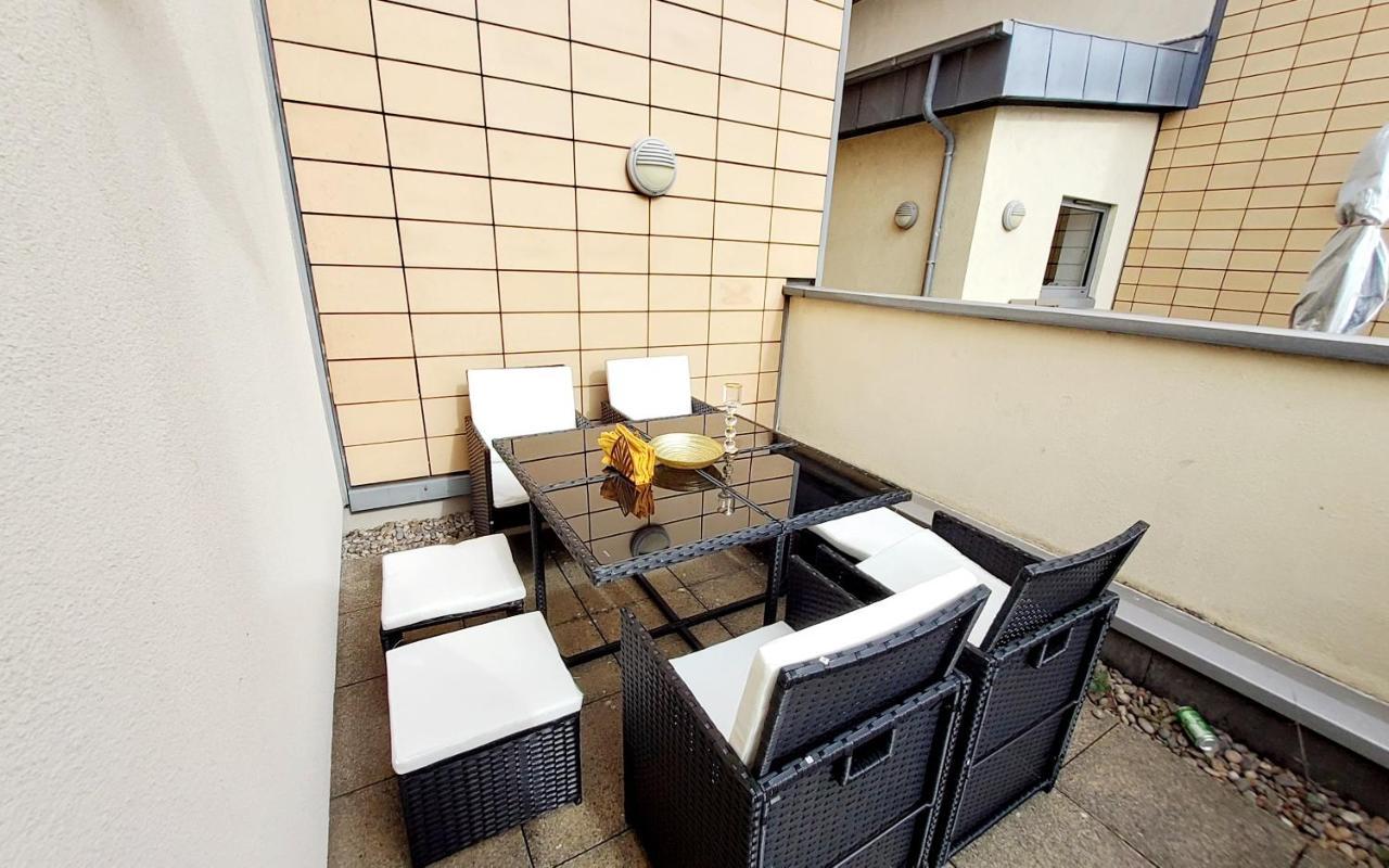 2 Bed Aprtmt- Waterfront, 5 Beds, Parking * Edinburgh